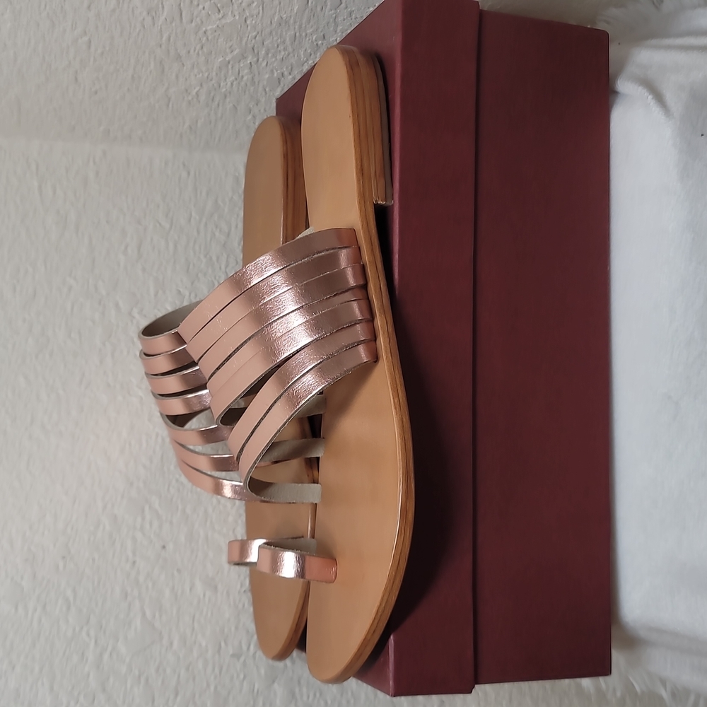 Torgēis Pink Metallic Sandals